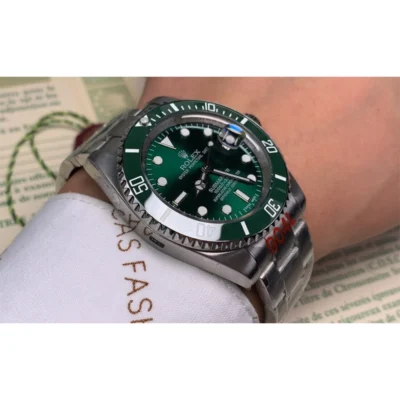 Rolex Submariner "The Hulk" - Image 2
