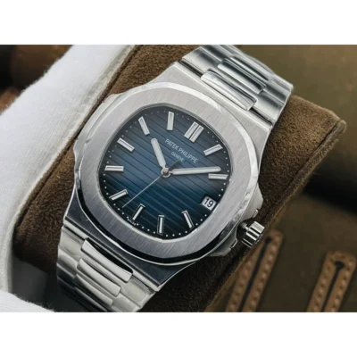 Patek Philippe Nautilus "The Blue King" - Image 3
