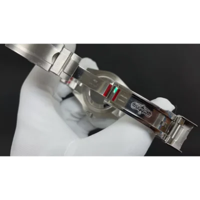 Rolex Submariner "The Icon" - Image 5