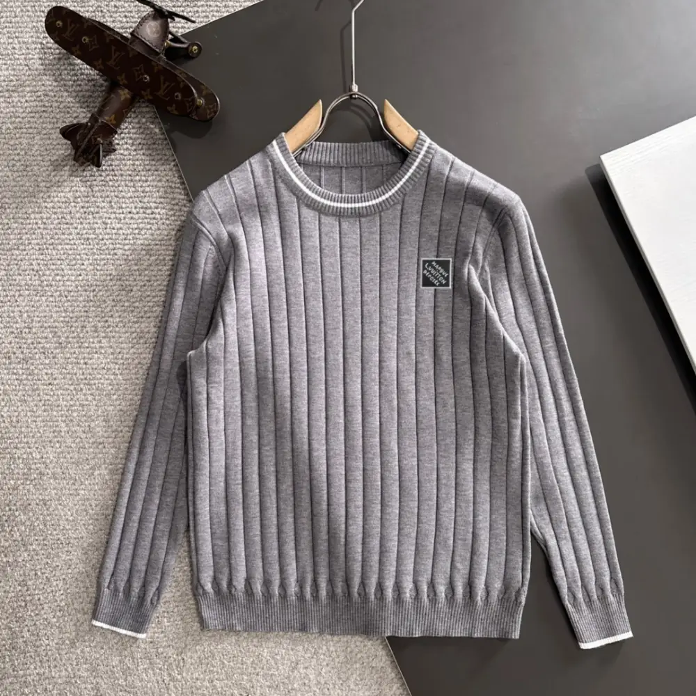 Louis Vuitton Winter 2025 Jumper Grey