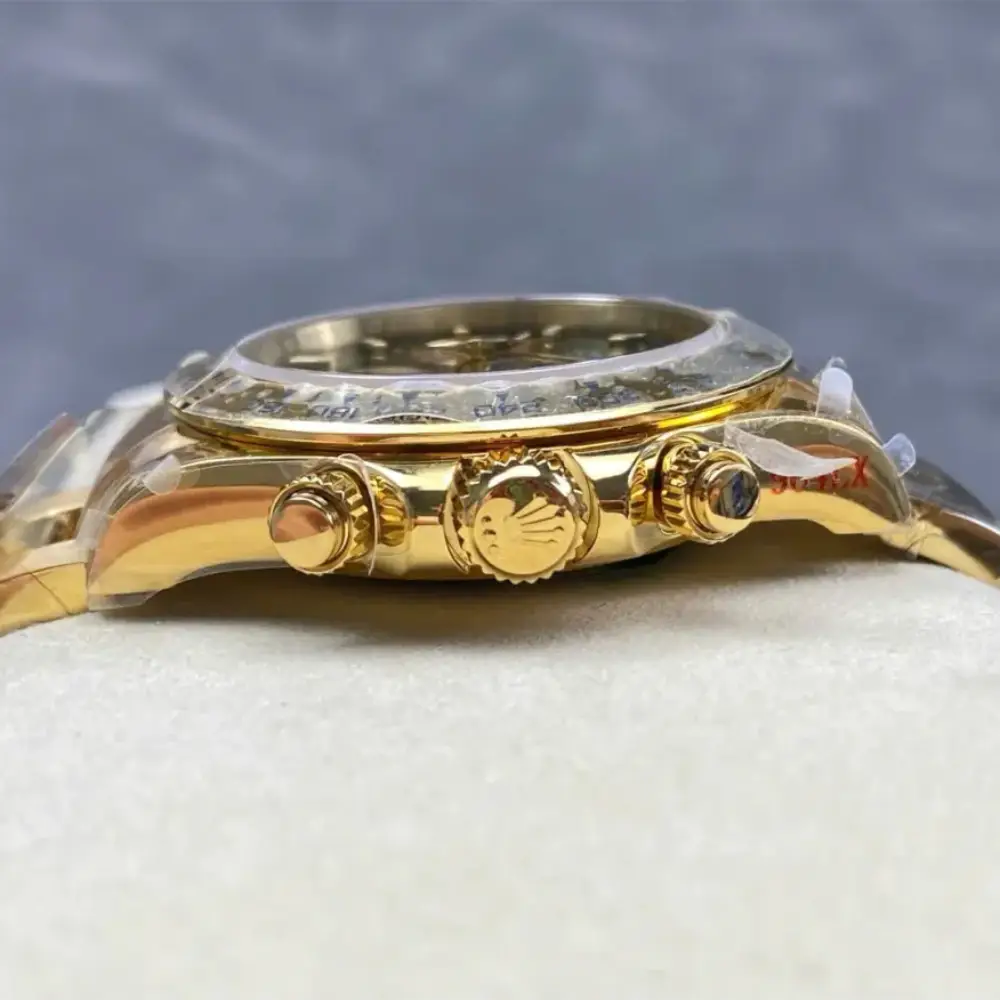 Rolex Daytona – Yellow Gold · Green Dial - Image 4